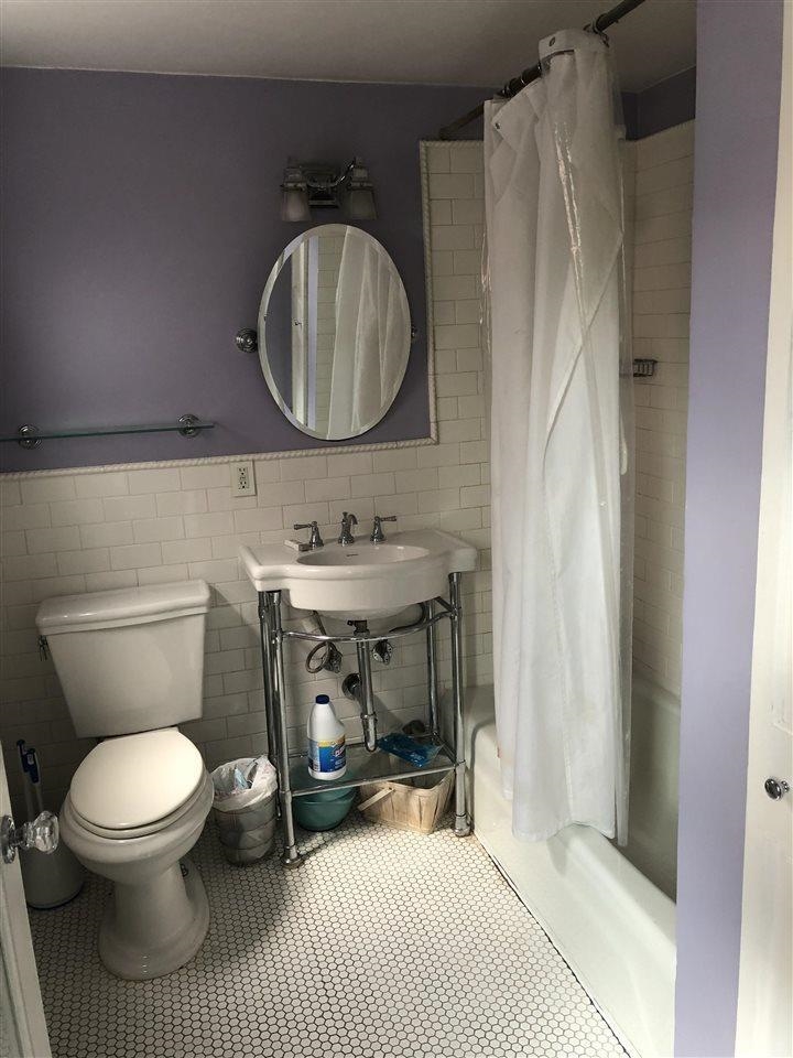 100 PARK AVE Unit: 4