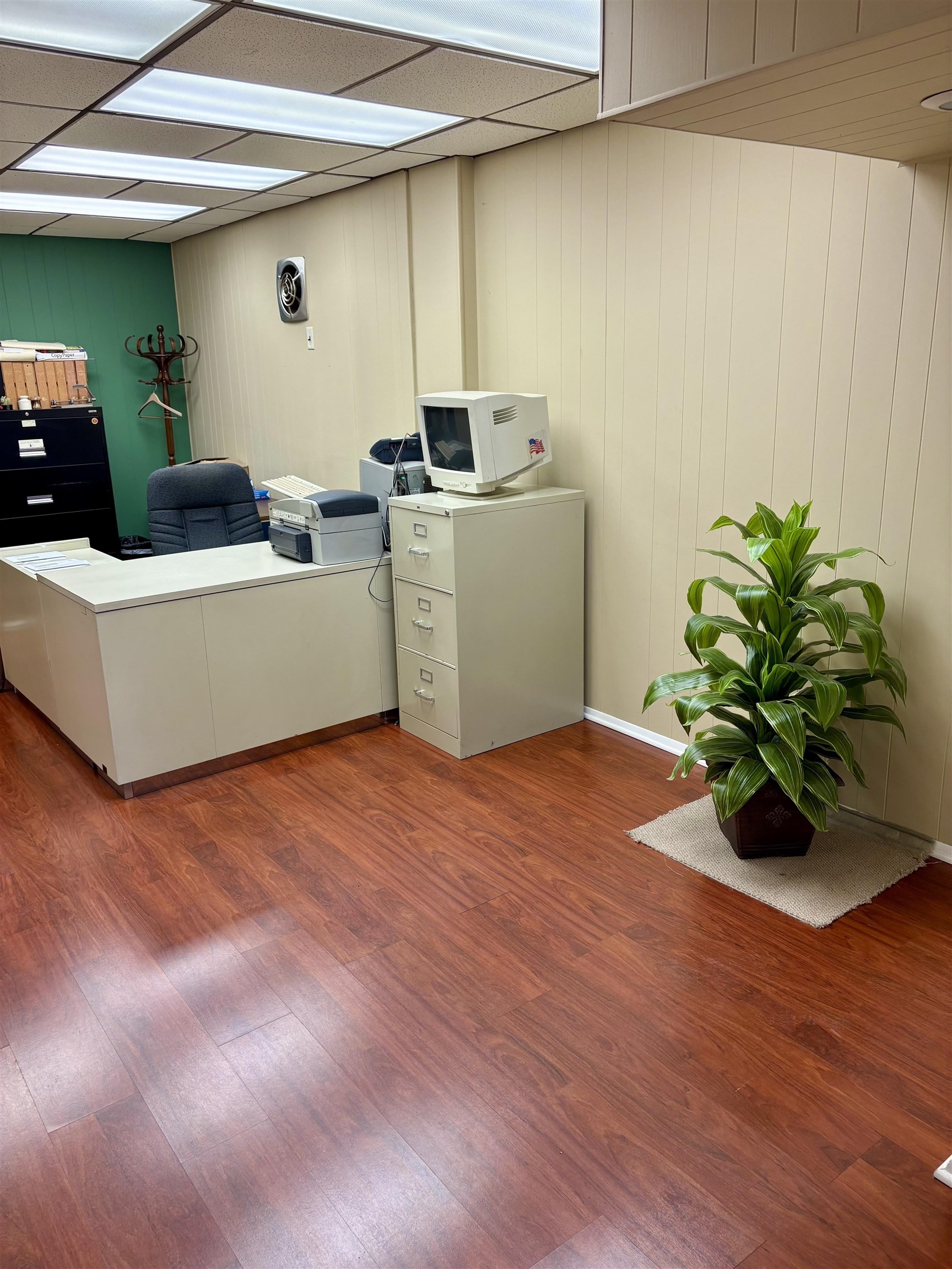 23 WEST 8TH ST Unit: Ground Floor Office Suite