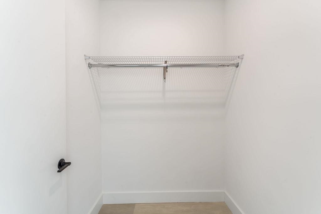 43-45 32ND ST Unit: 305