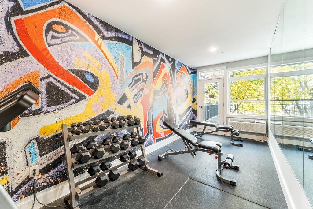 43-45 32ND ST Unit: 503