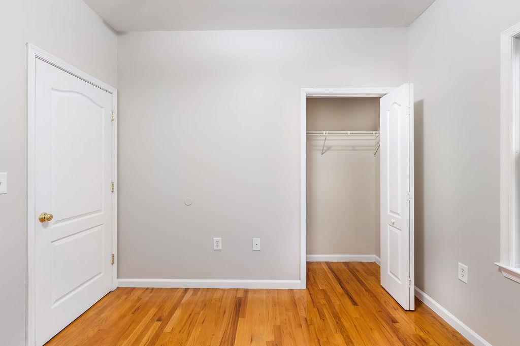 43 MANHATTAN AVE Unit: 2