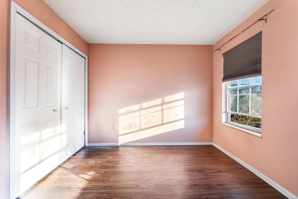 15 CEDAR ST