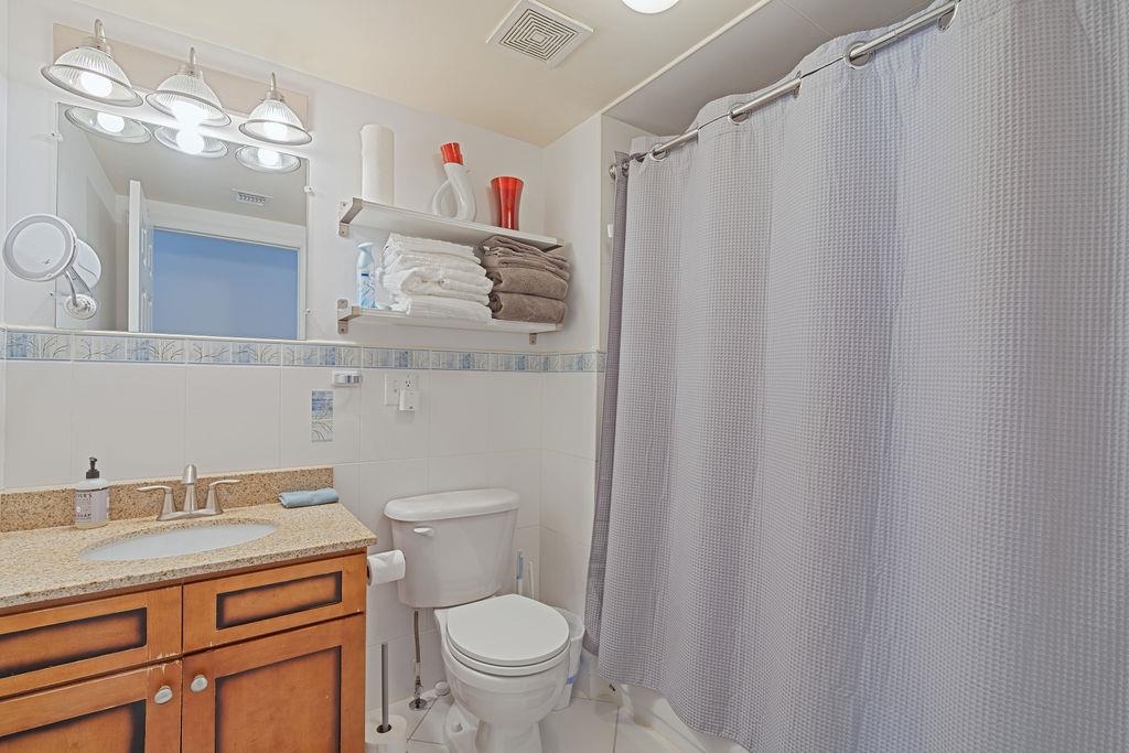 620 38TH ST Unit: 903