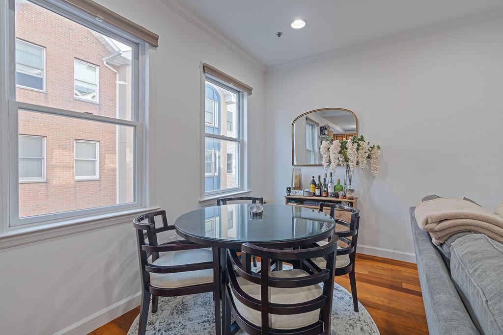620 38TH ST Unit: 903