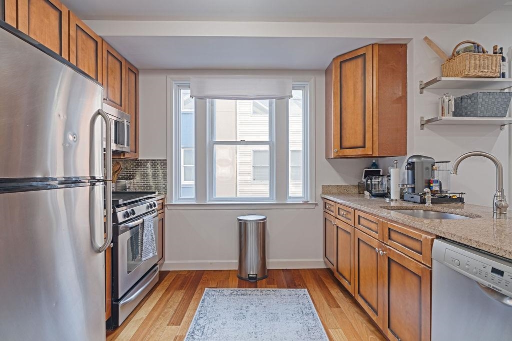 620 38TH ST Unit: 903
