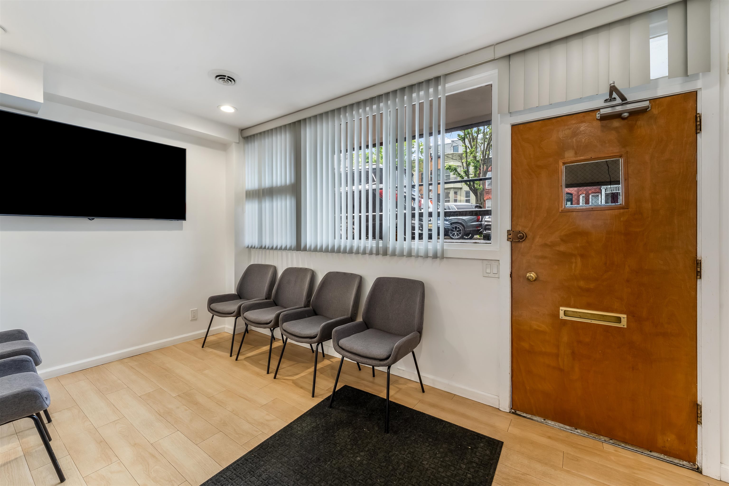 22 GLENWOOD AVE