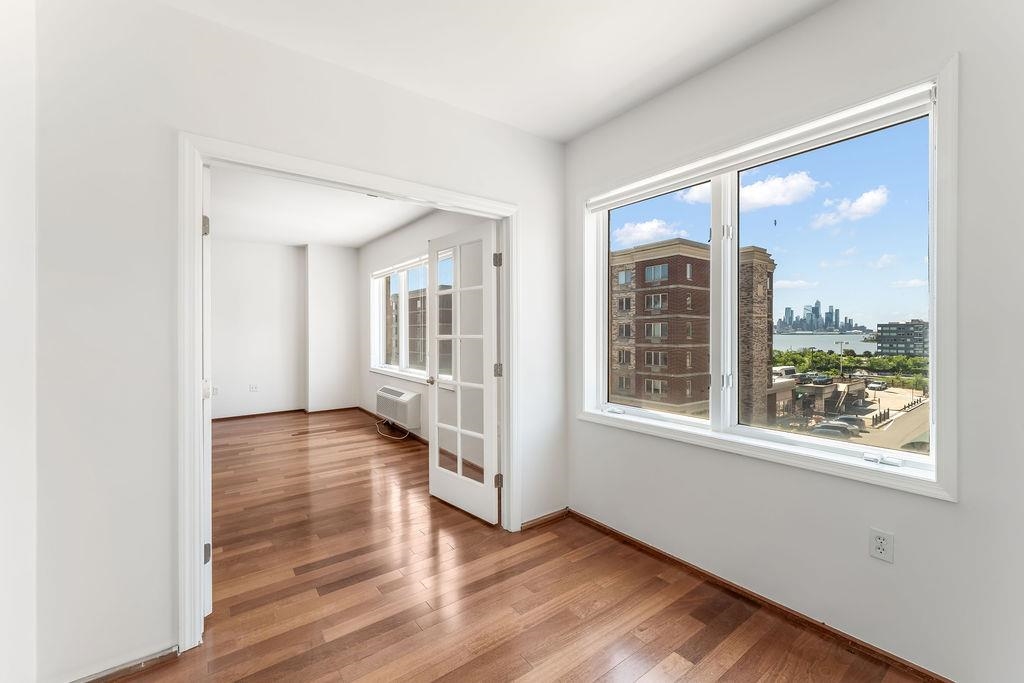 2305 CITY PL