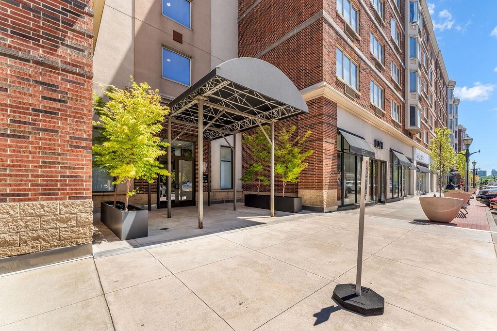 2305 CITY PL