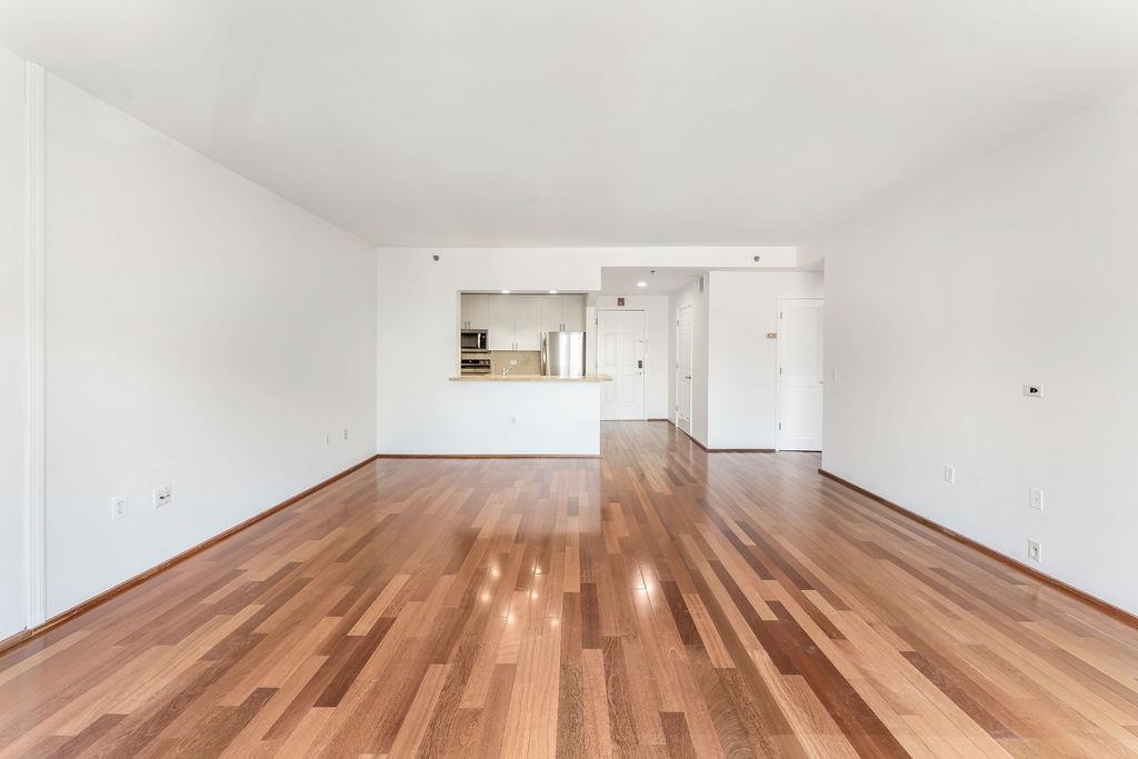 2305 CITY PL