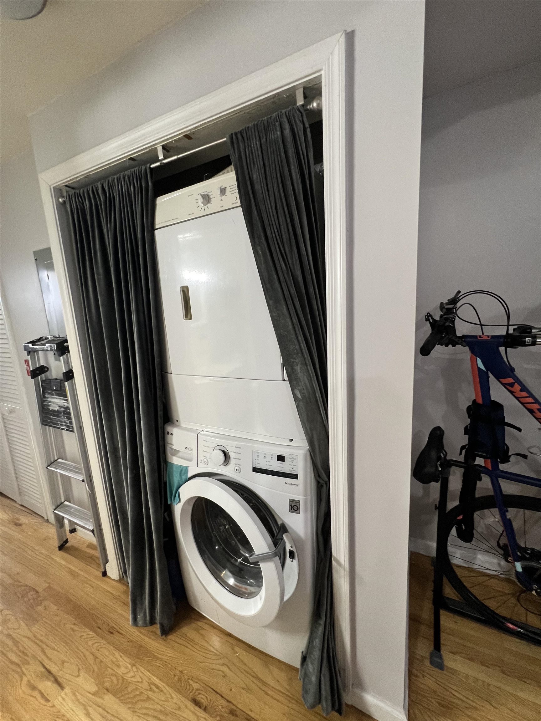 806 WASHINGTON ST Unit: 2