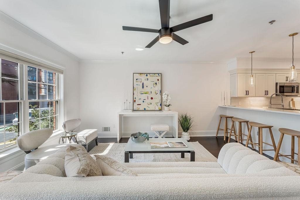 314 GRAND ST Unit: 1