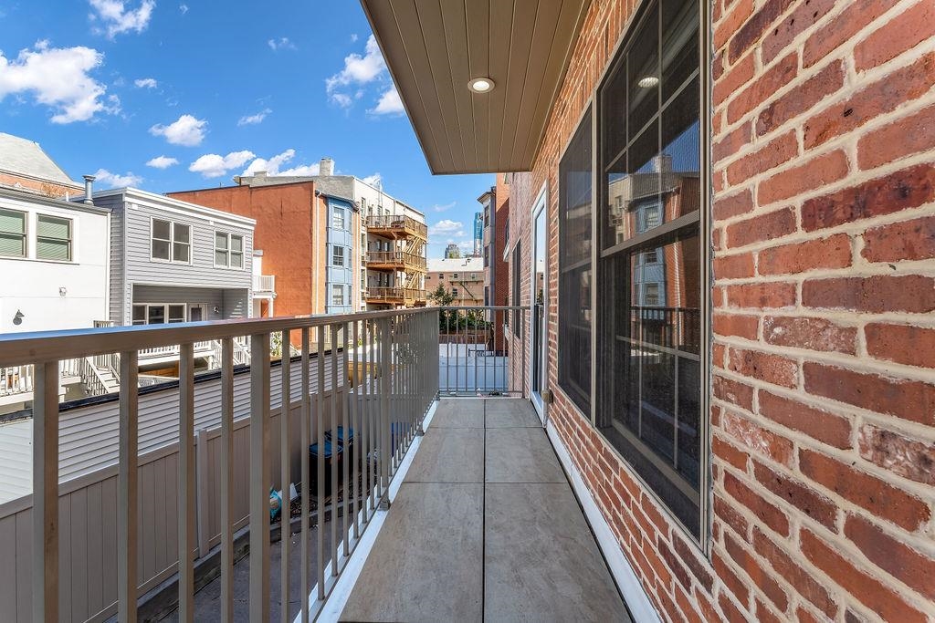 314 GRAND ST Unit: 1