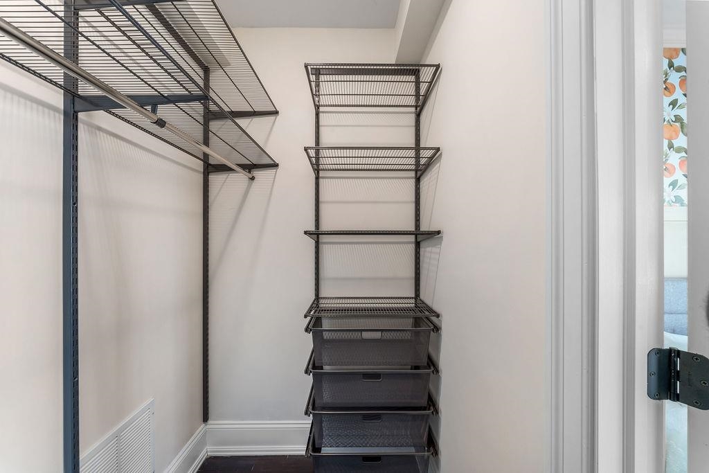 314 GRAND ST Unit: 1