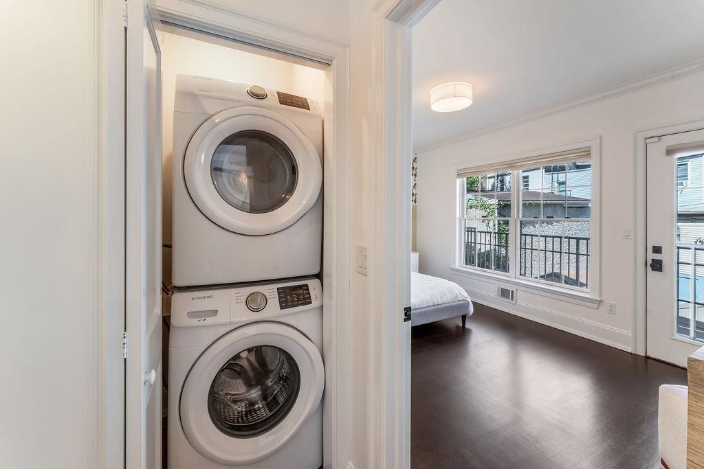 314 GRAND ST Unit: 1