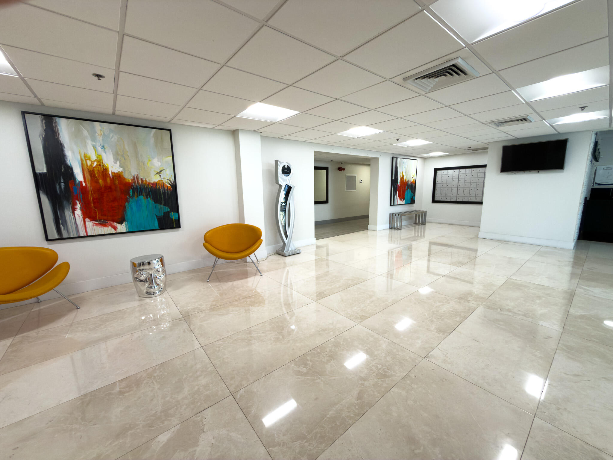 919 Hillcrest Drive 511