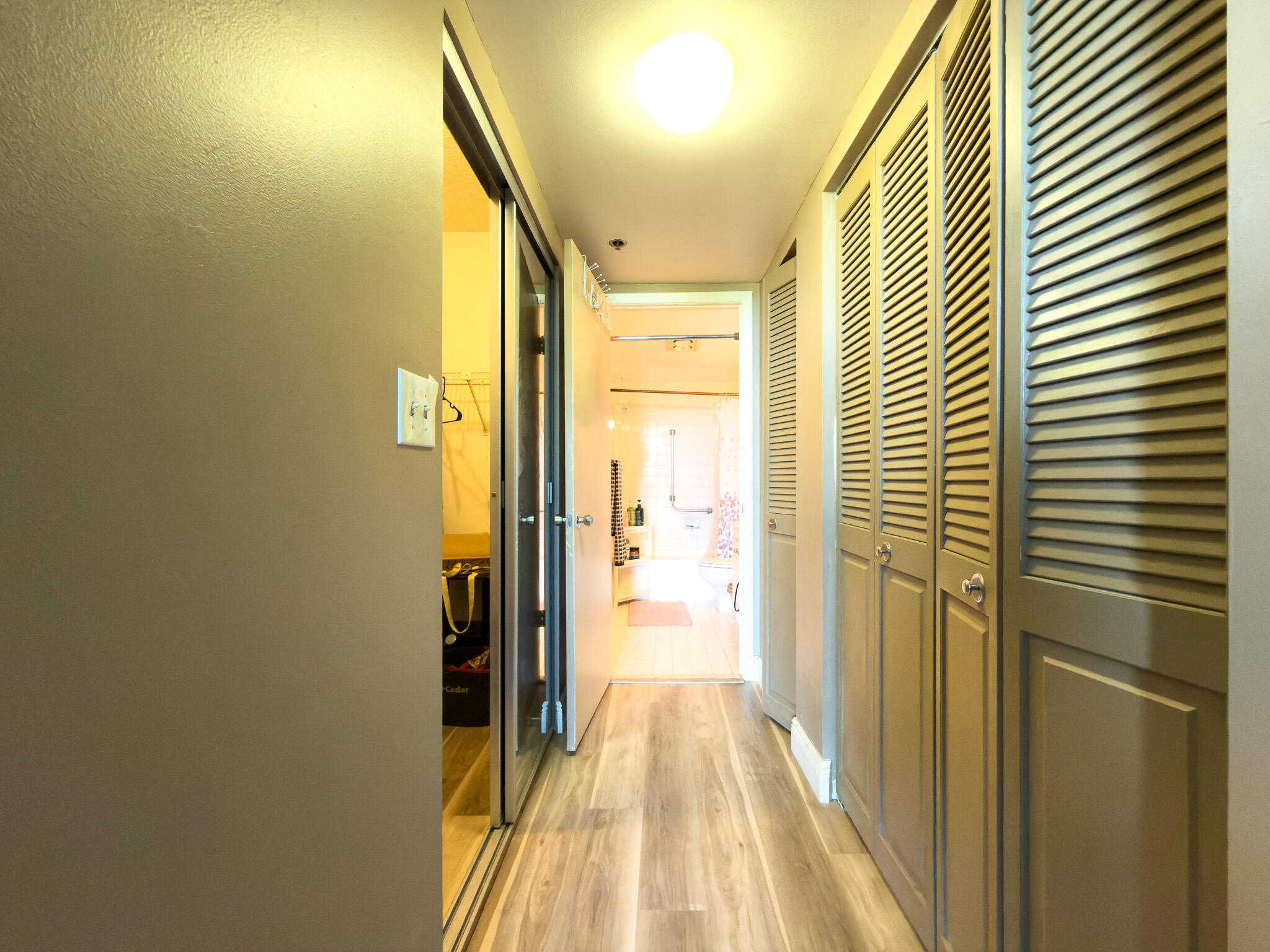 919 Hillcrest Drive 511