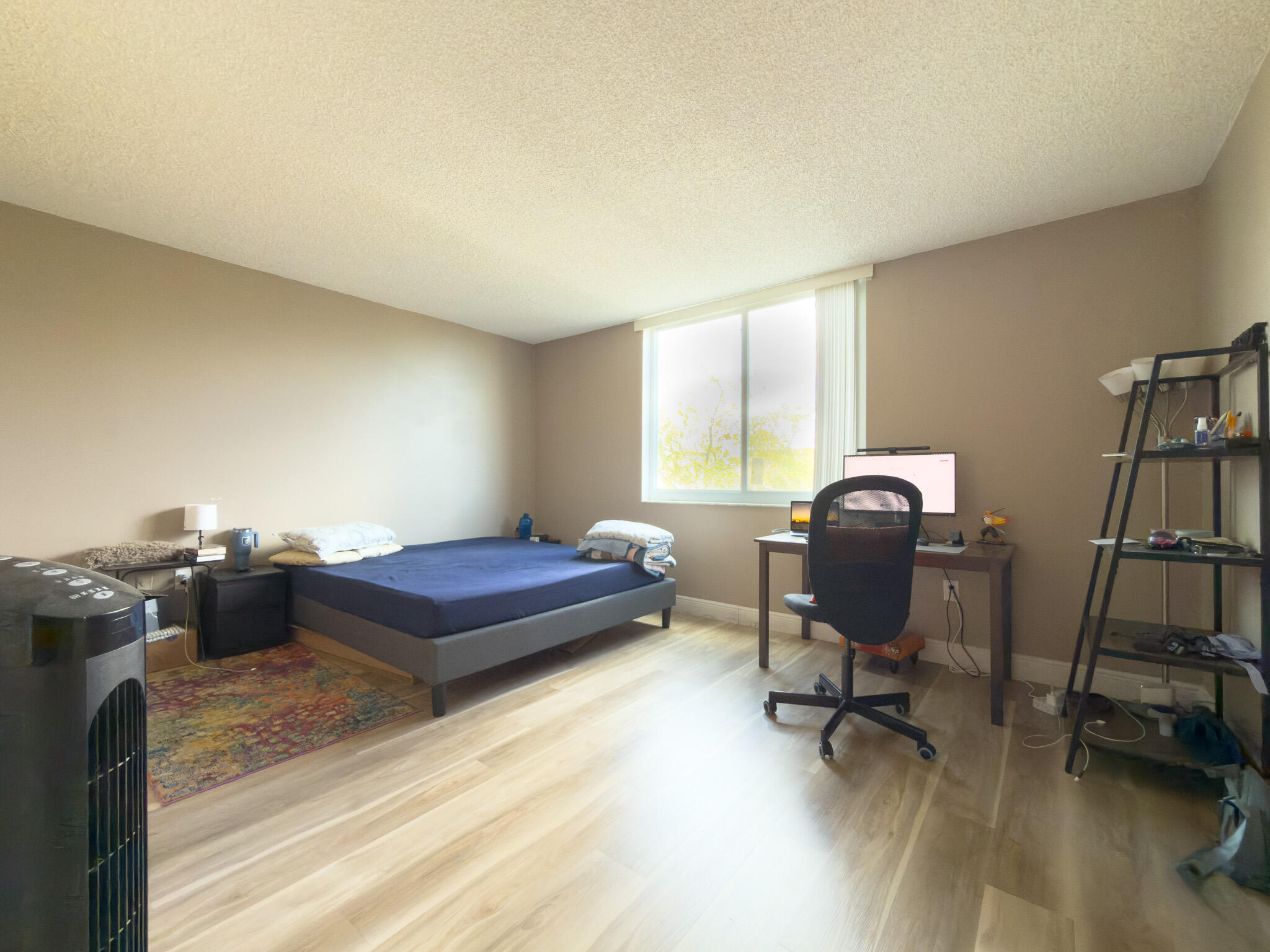 919 Hillcrest Drive 511