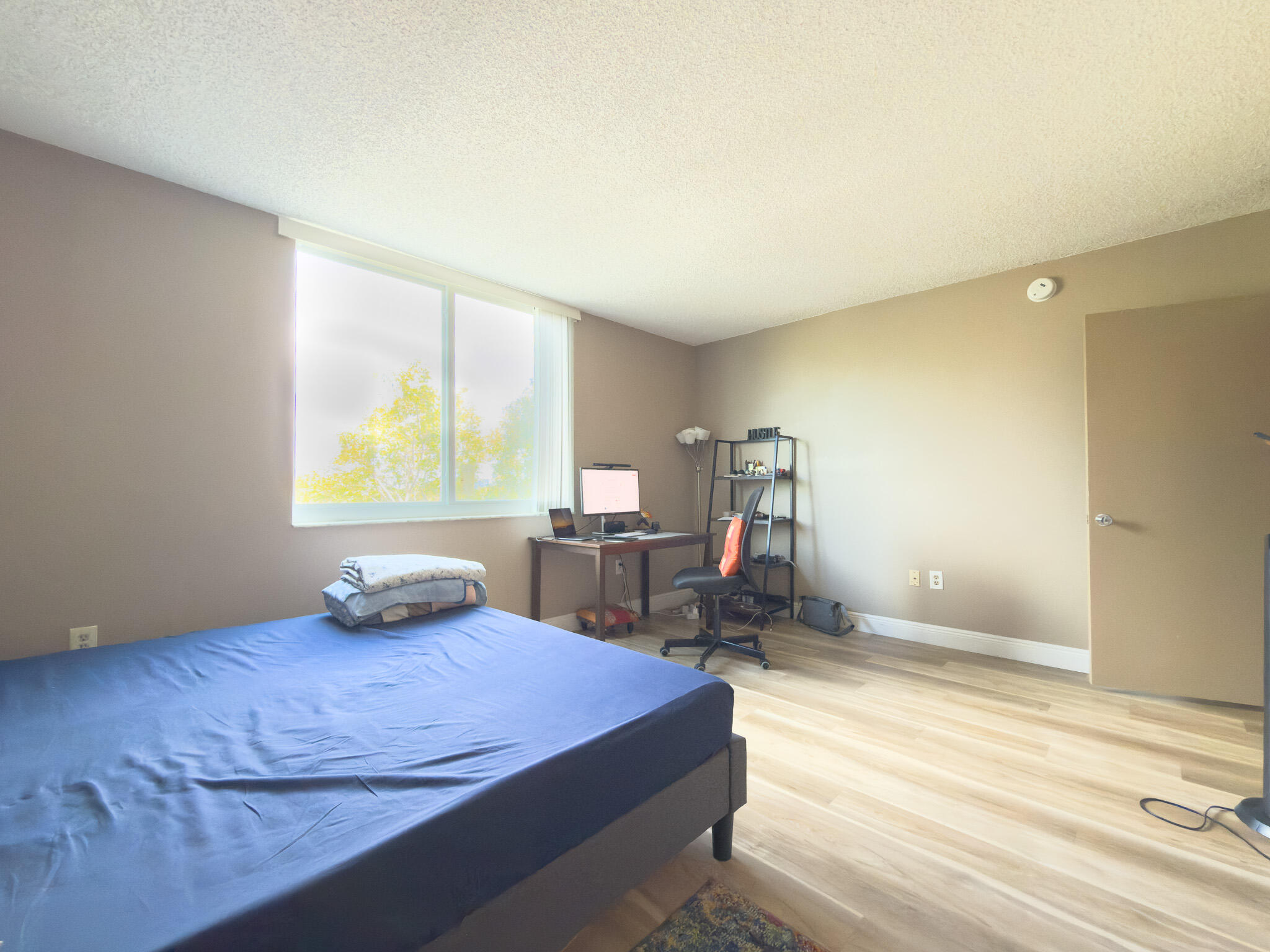 919 Hillcrest Drive 511