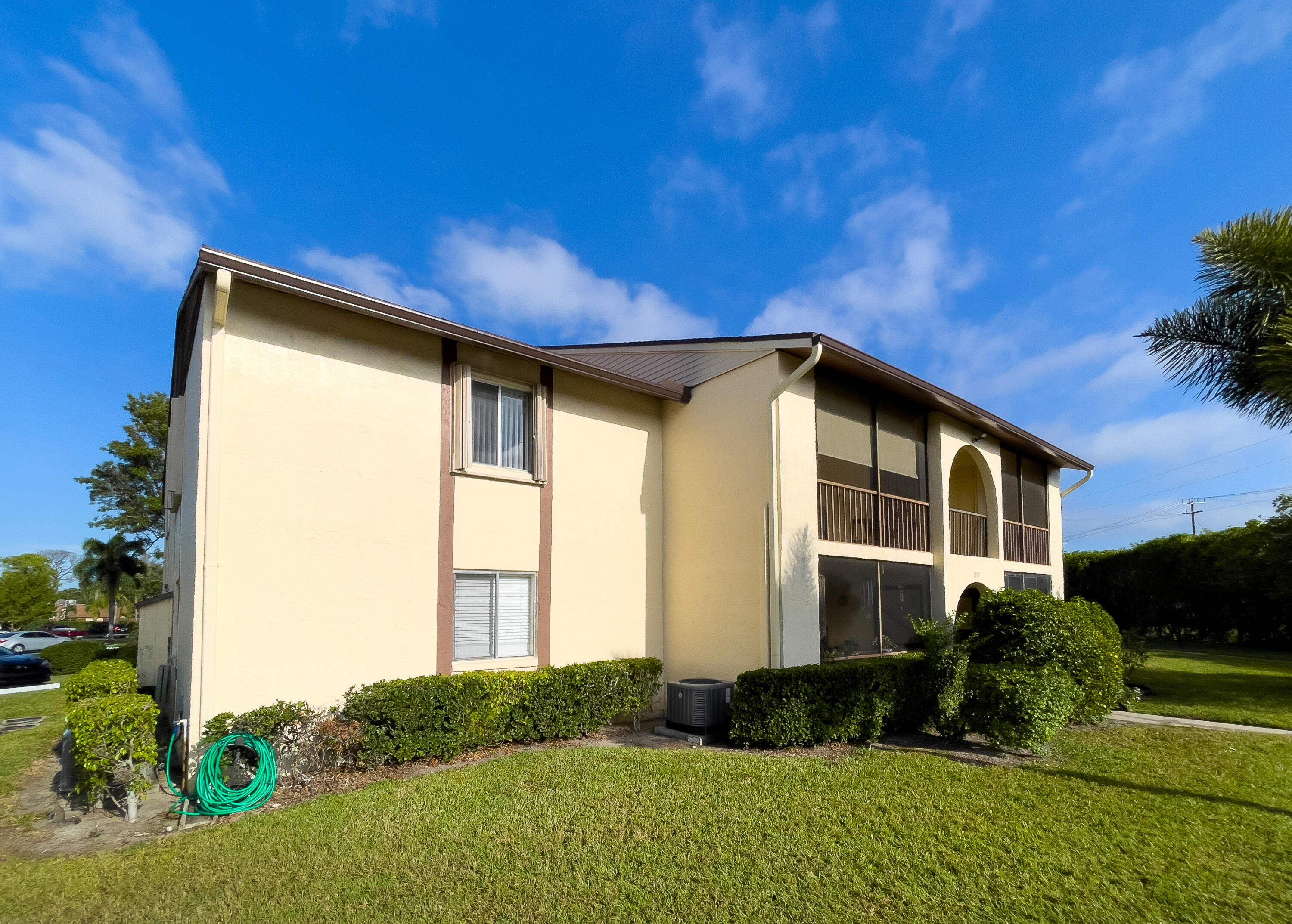 317 Knotty Pine Cir C2