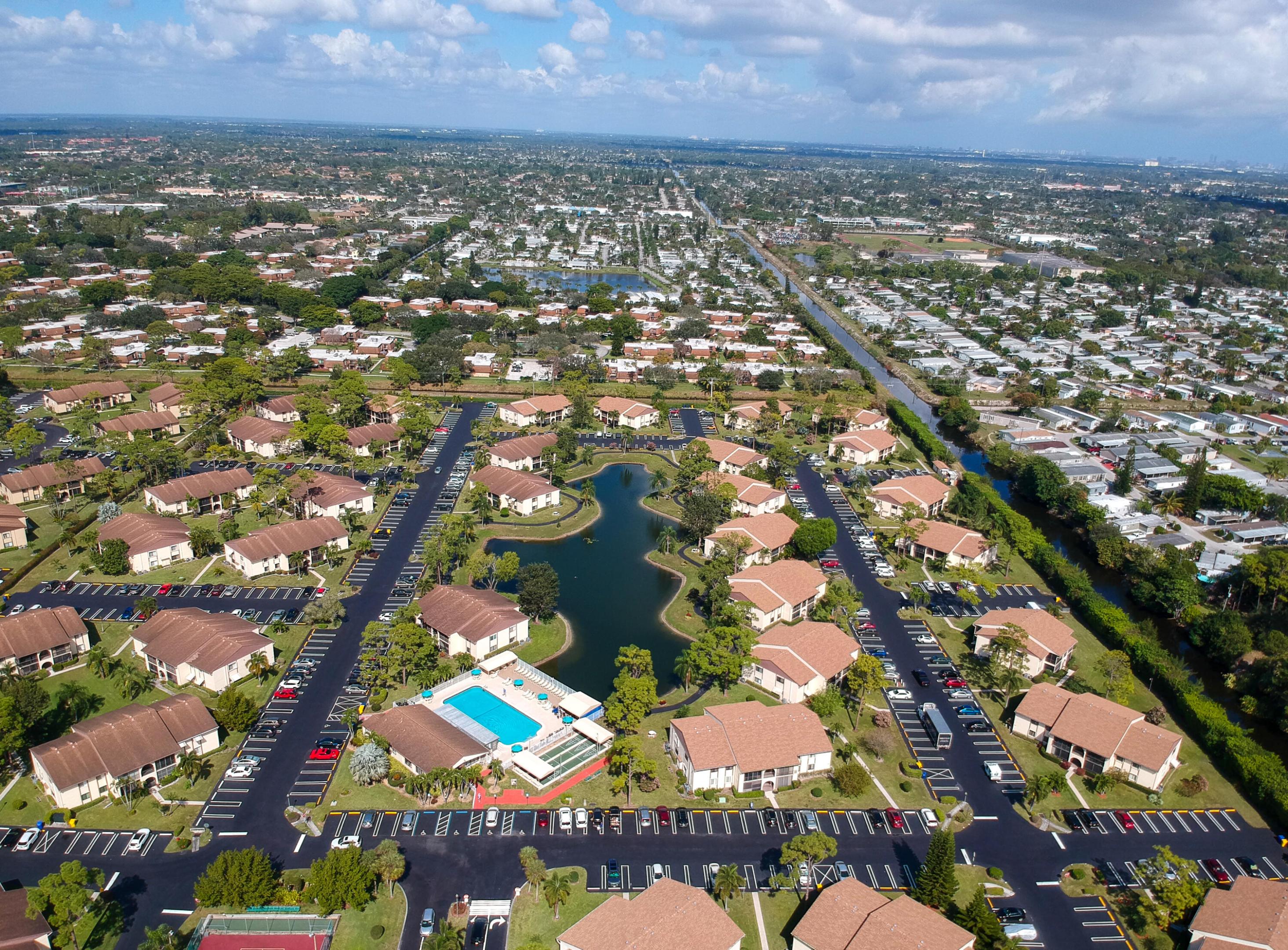 317 Knotty Pine Cir C2