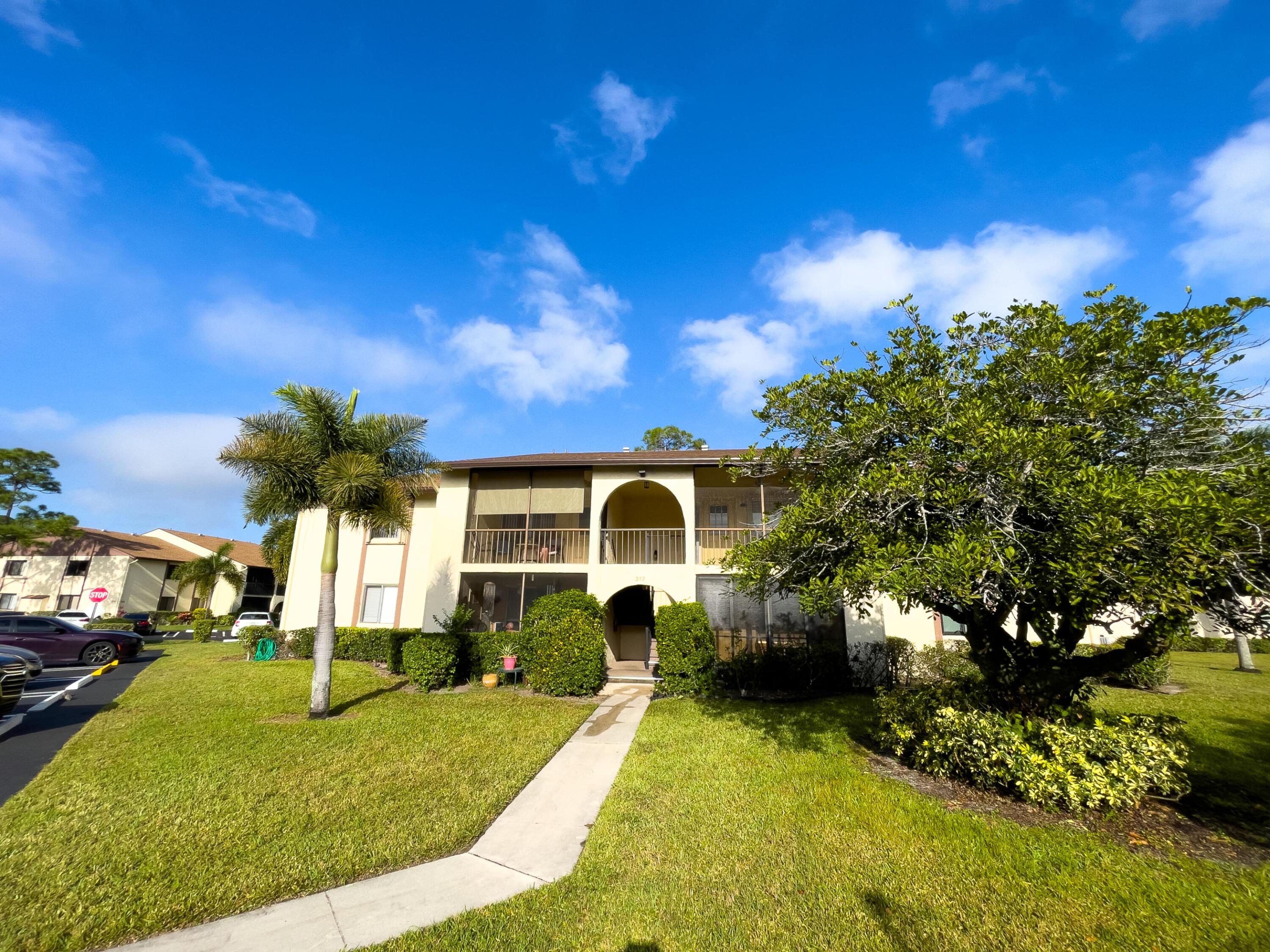 317 Knotty Pine Cir C2