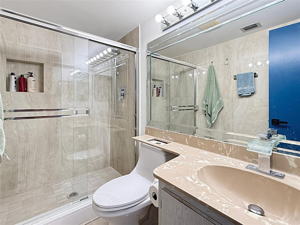 301 Knotty Pine Circle D2