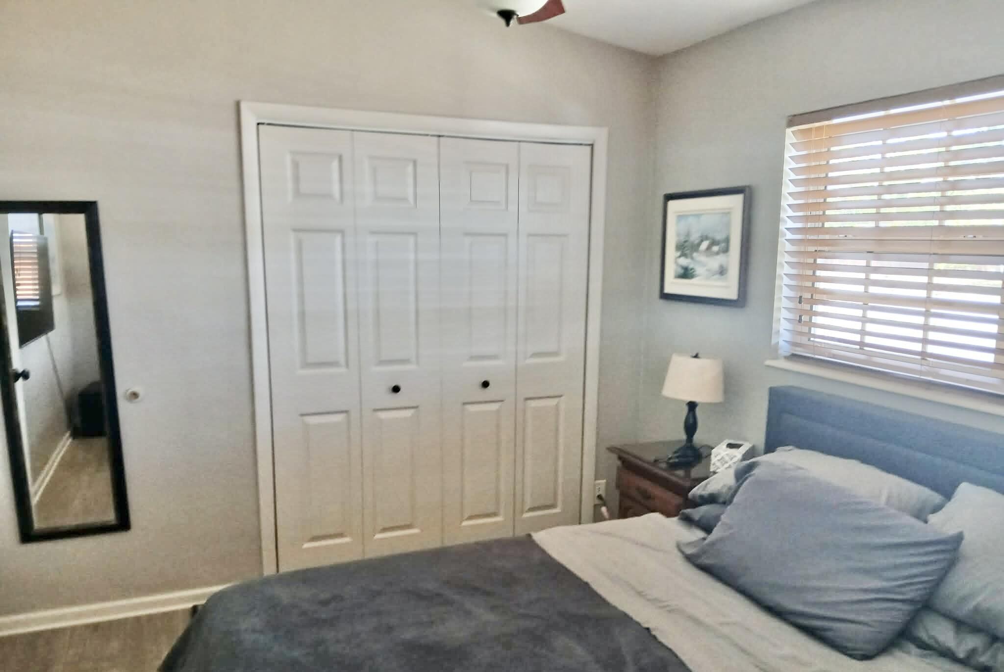 5882 Winfield Boulevard