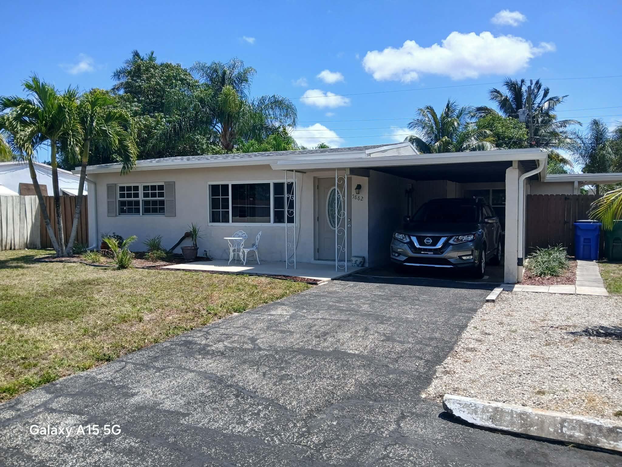 5882 Winfield Boulevard