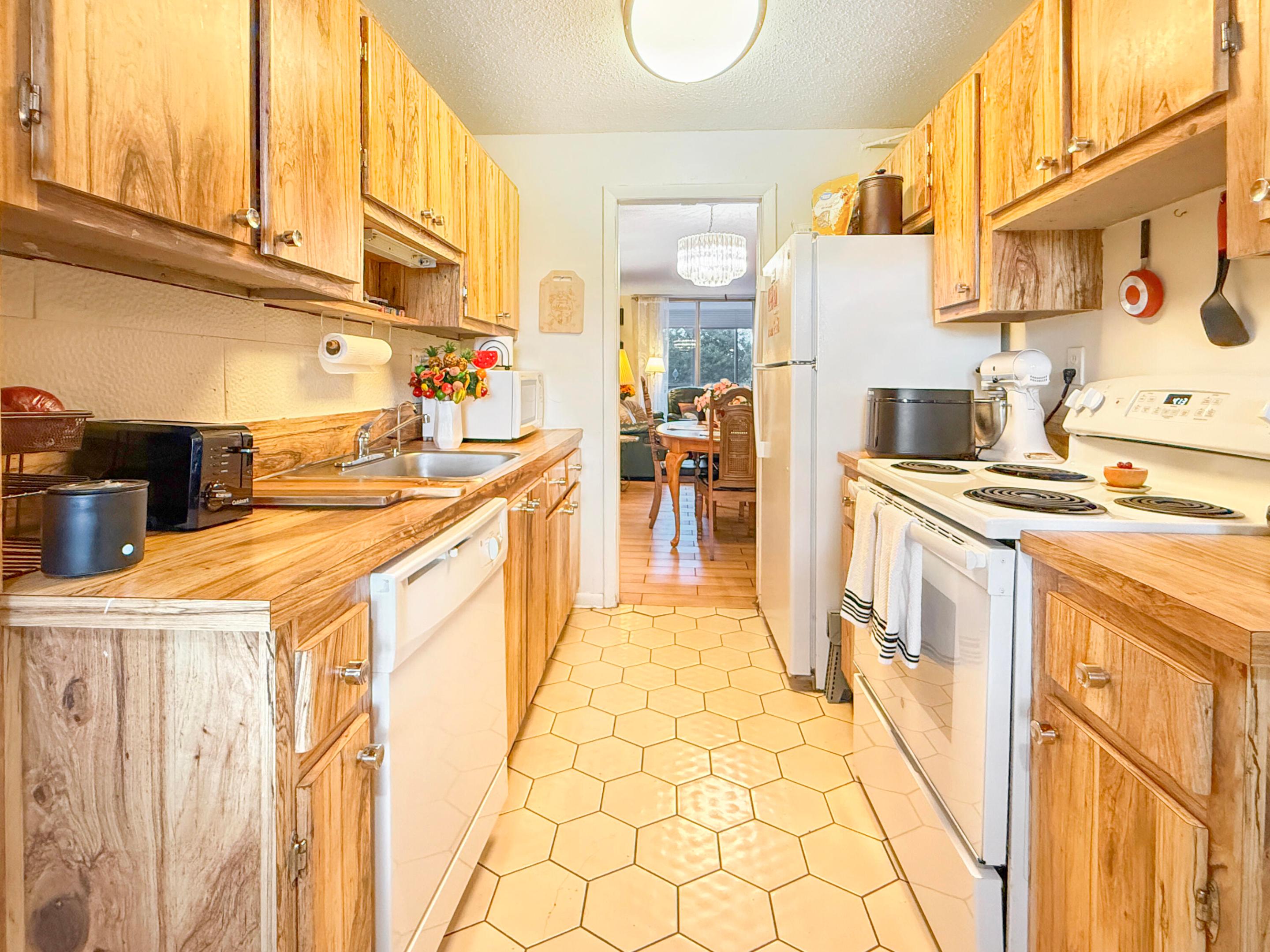 3070 NW 48th Terrace 414