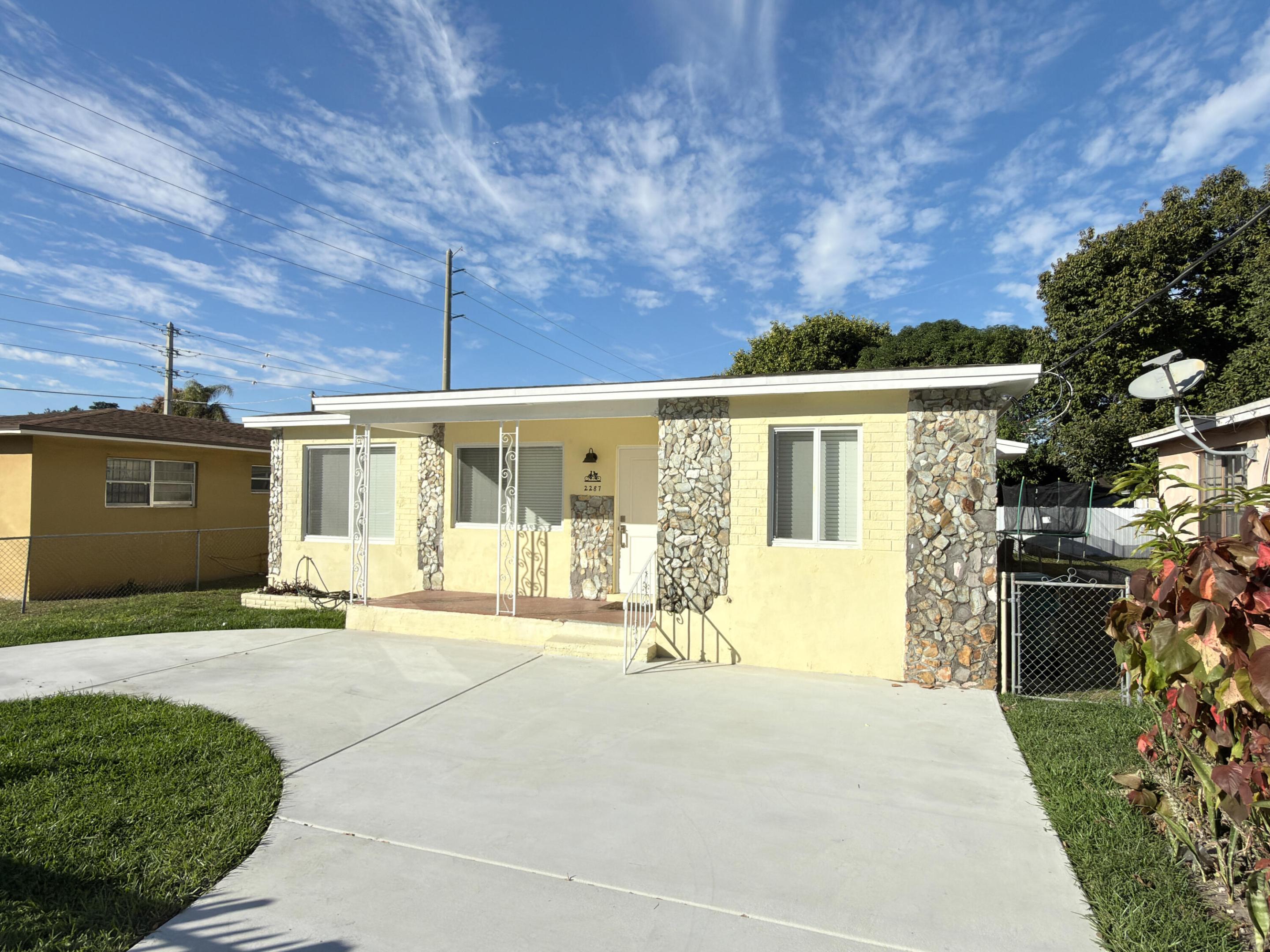 2287 NW 63RD Street