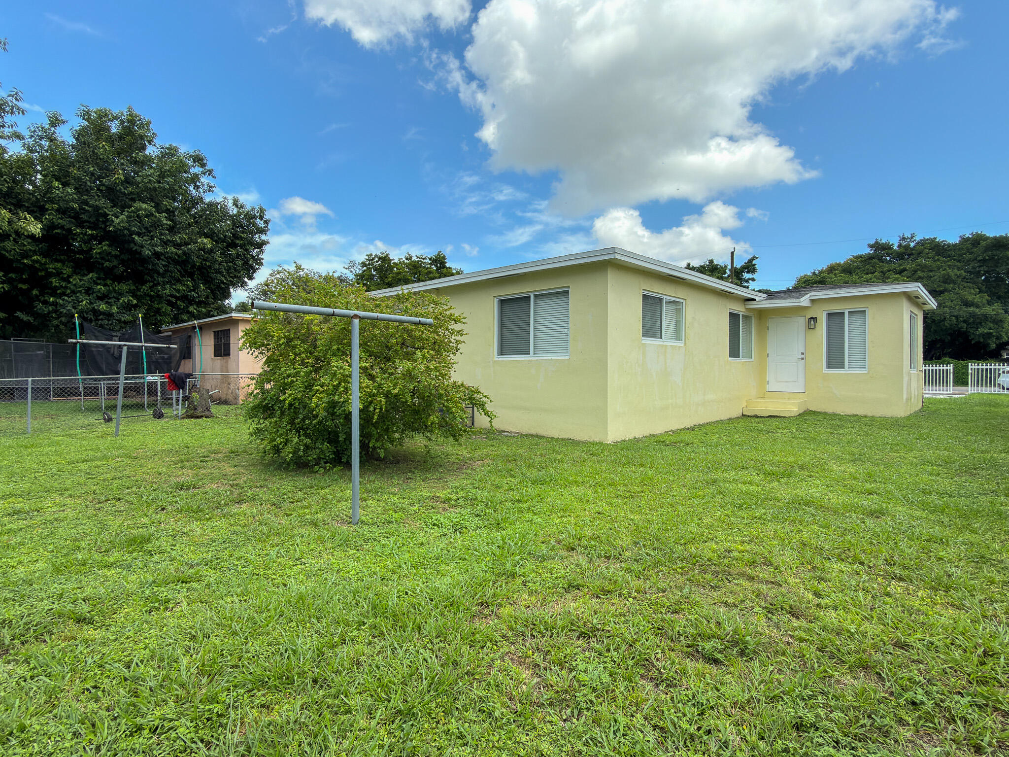 2287 NW 63RD Street