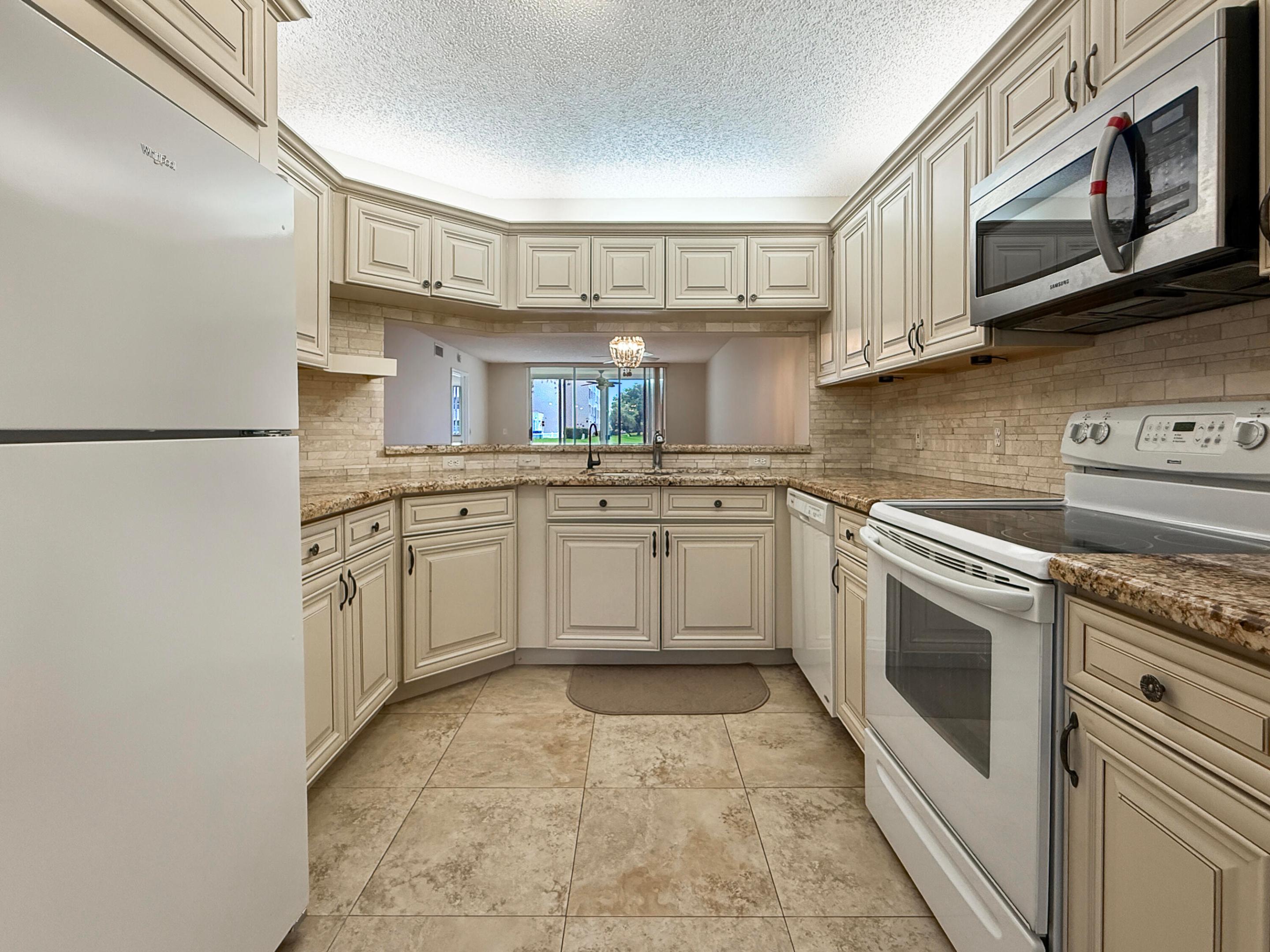 10111 NW 24TH Place 106