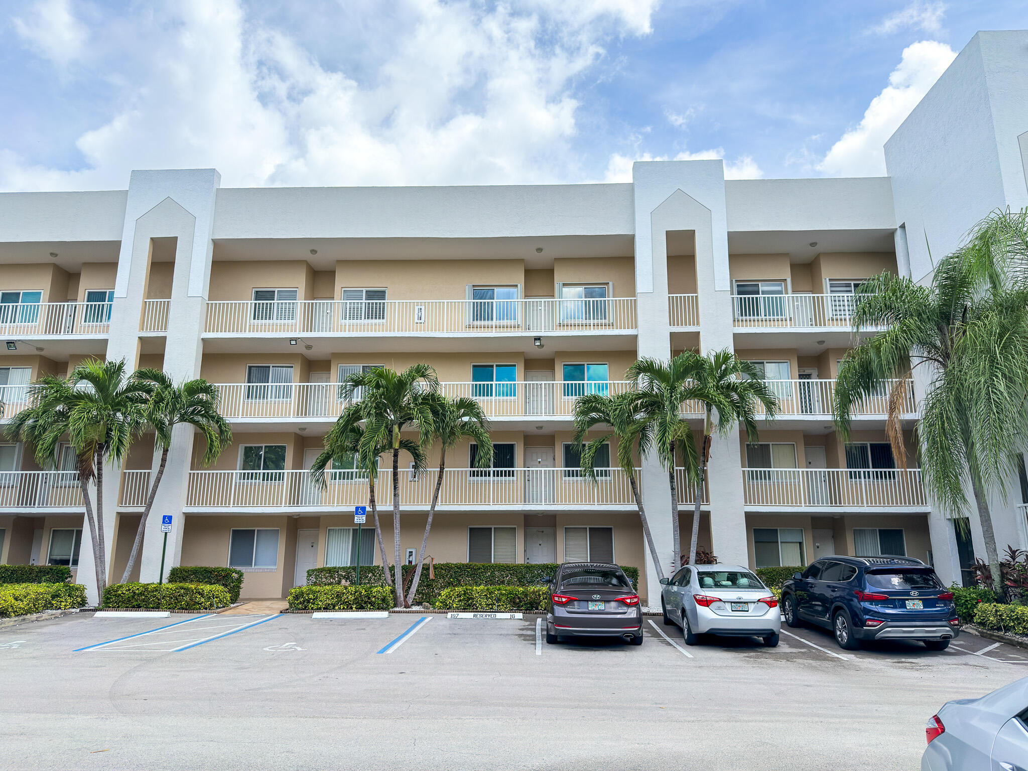 10111 NW 24TH Place 106