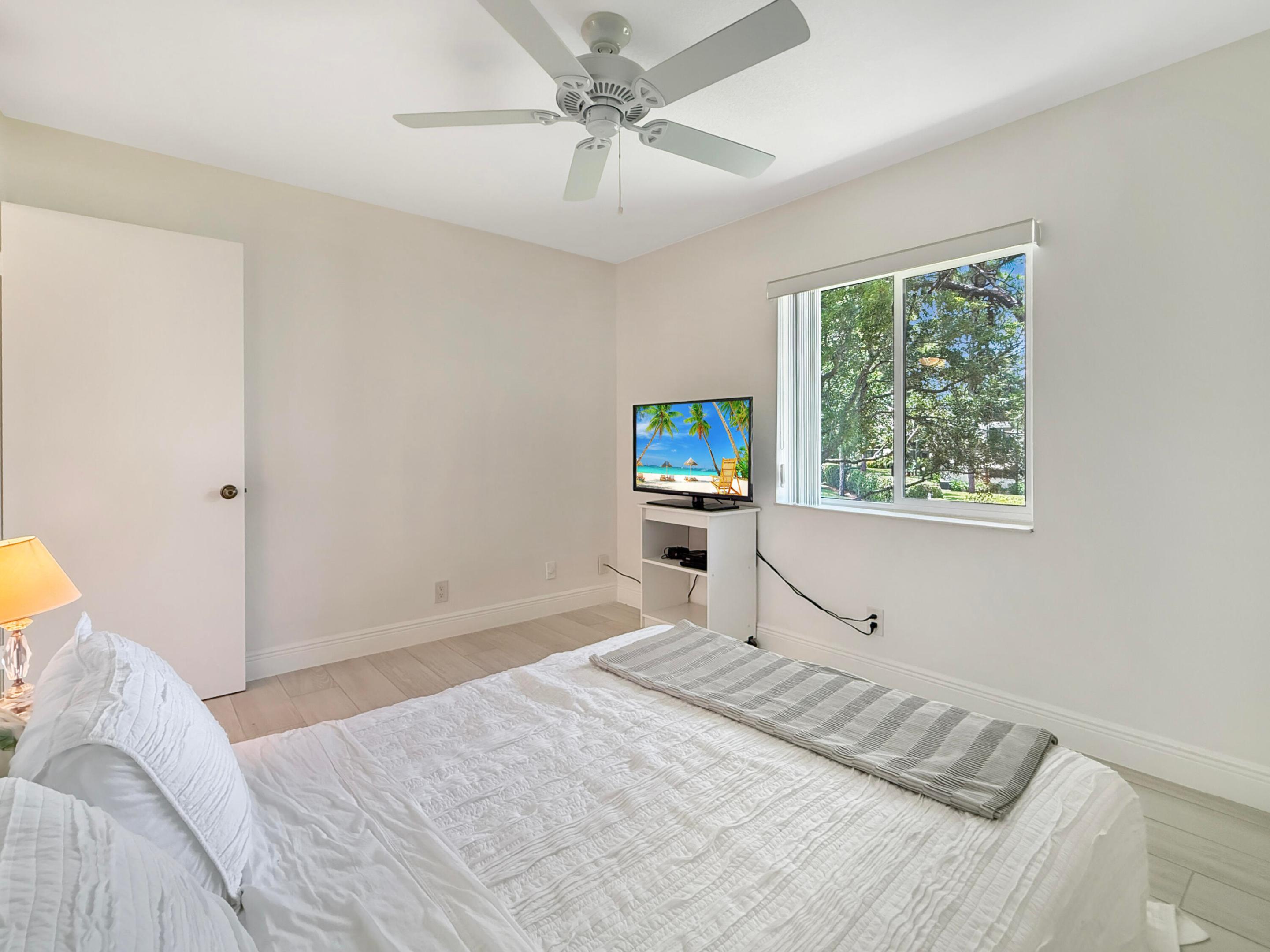 235 PINE HOV Circle A-2