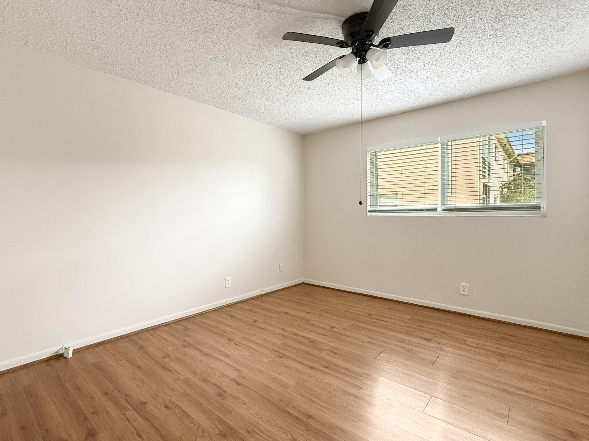 200 BONNIE Boulevard 117