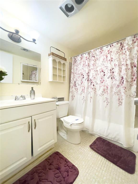200 BONNIE Boulevard 117