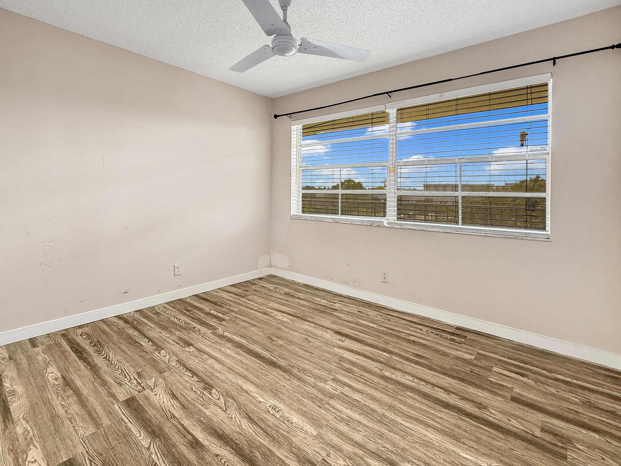 3070 NW 48TH Terrace 414