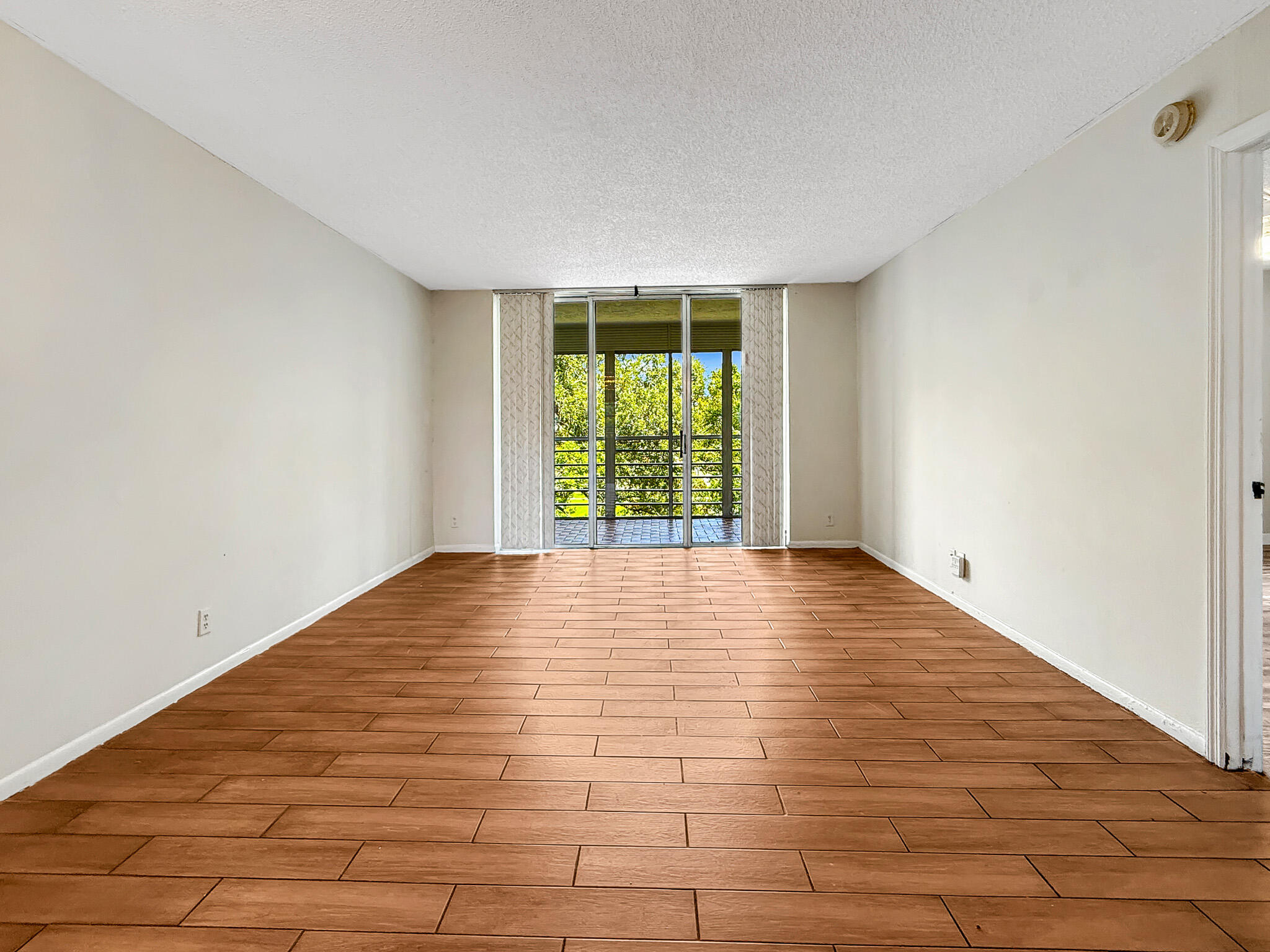 3070 NW 48TH Terrace 414
