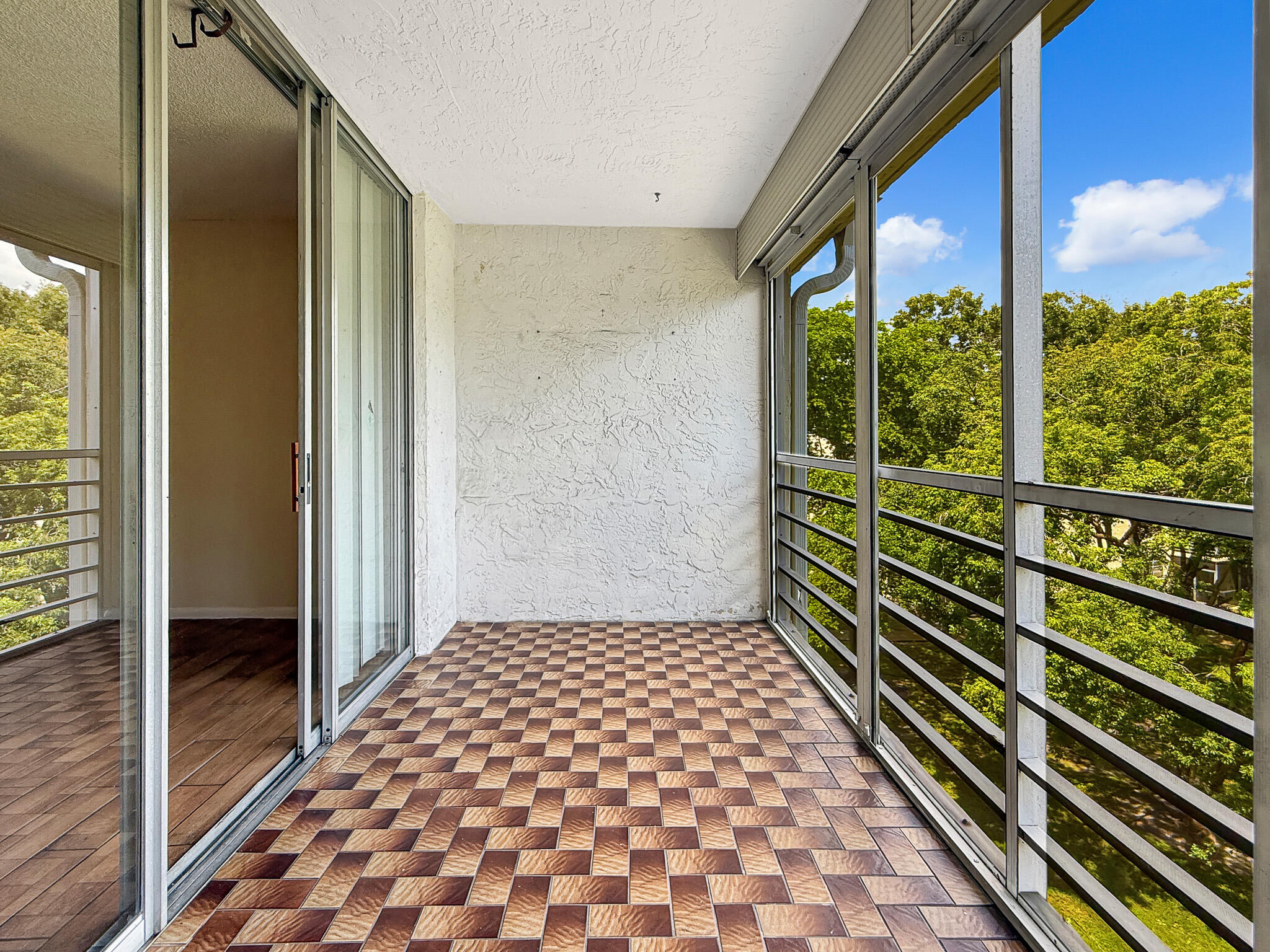 3070 NW 48TH Terrace 414