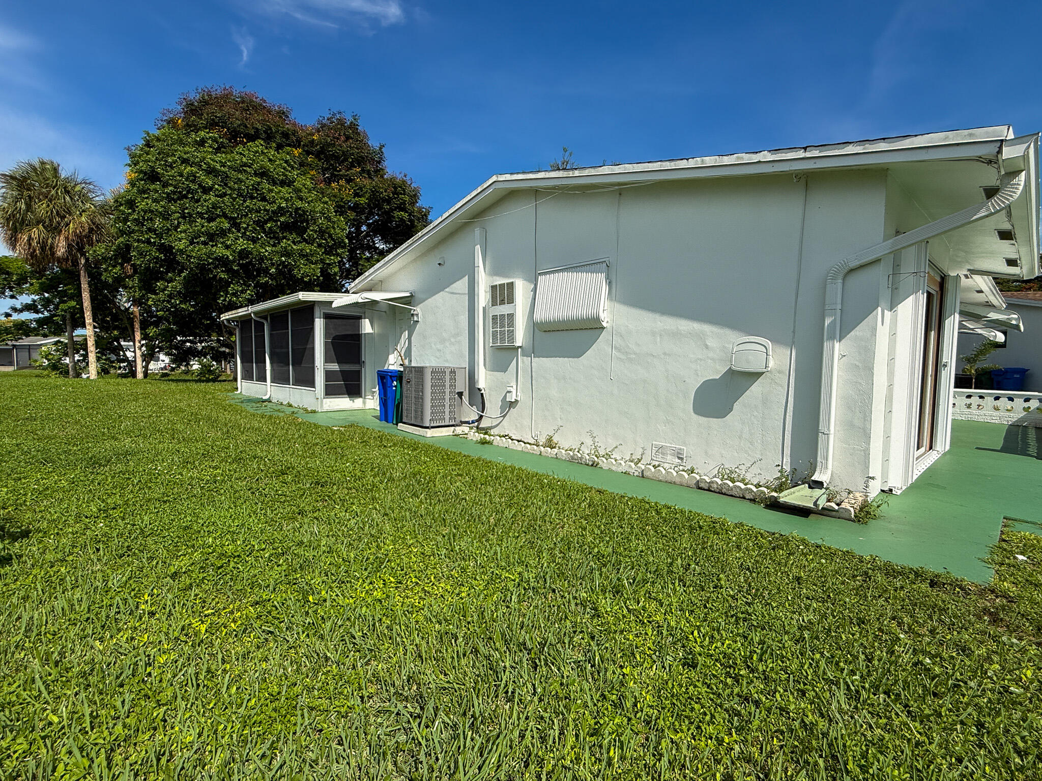 6755 NW 16TH Street
