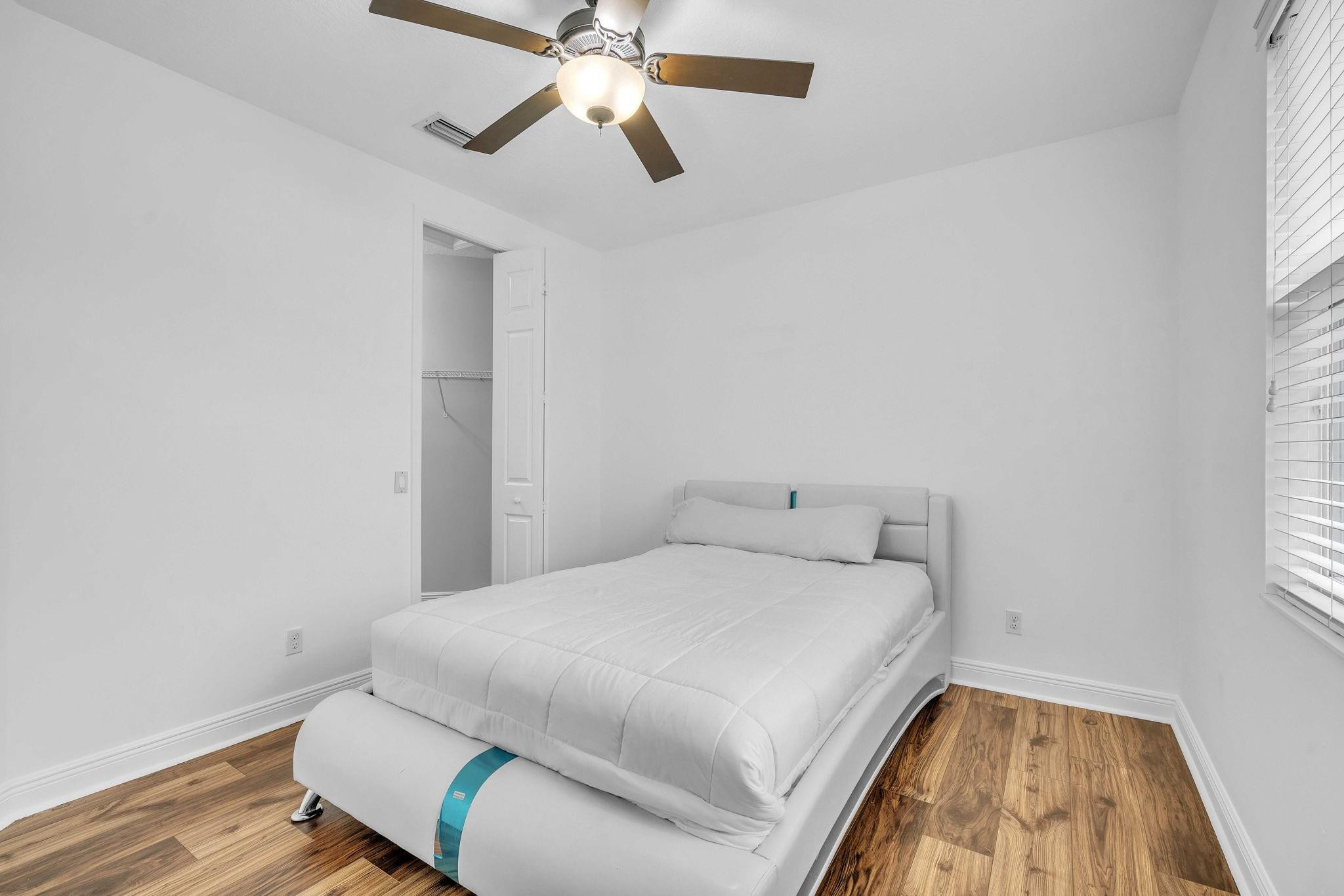 9664 Campi Dr