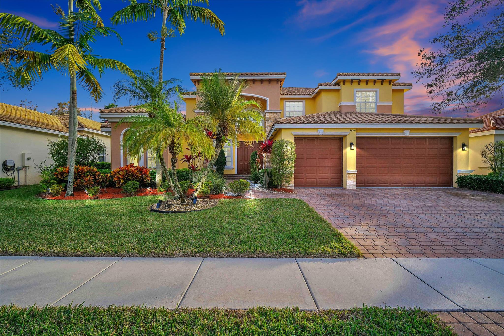 9664 Campi Dr