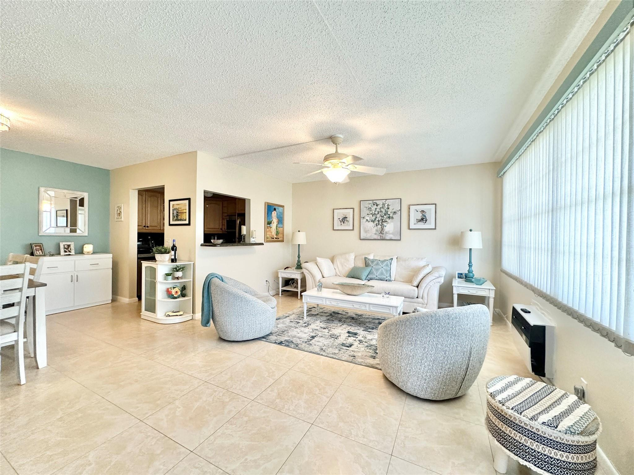 210 Newport M 210