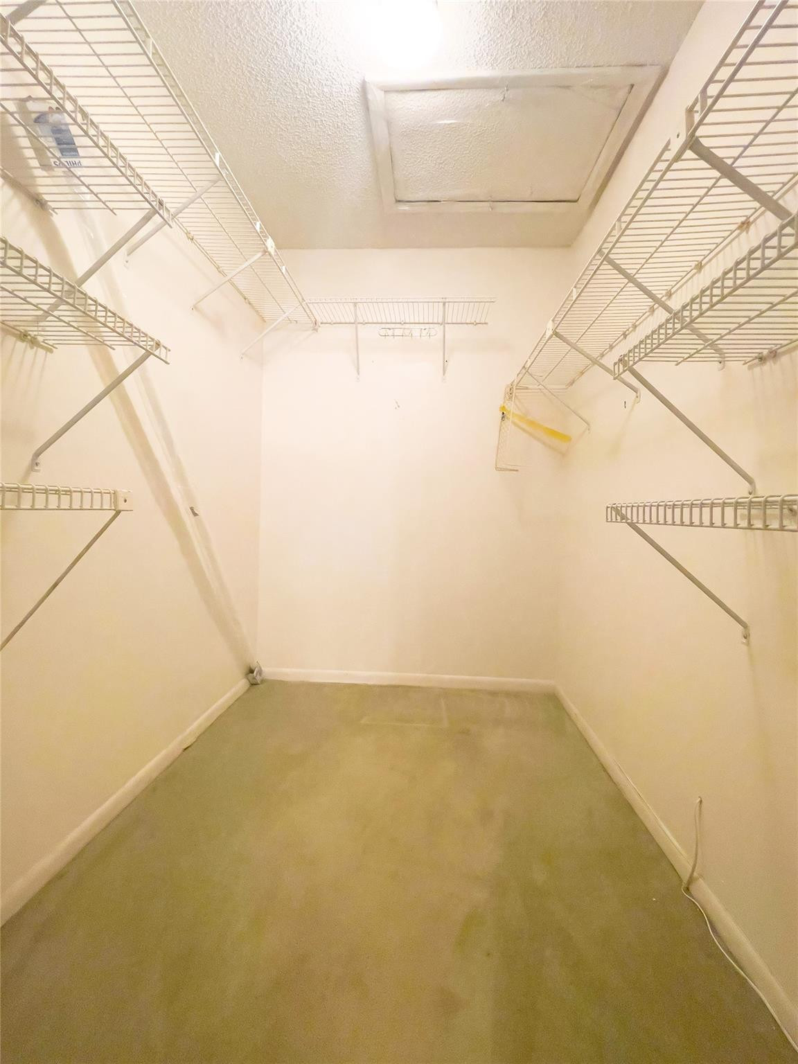 326 Pine Ridge Cir D2