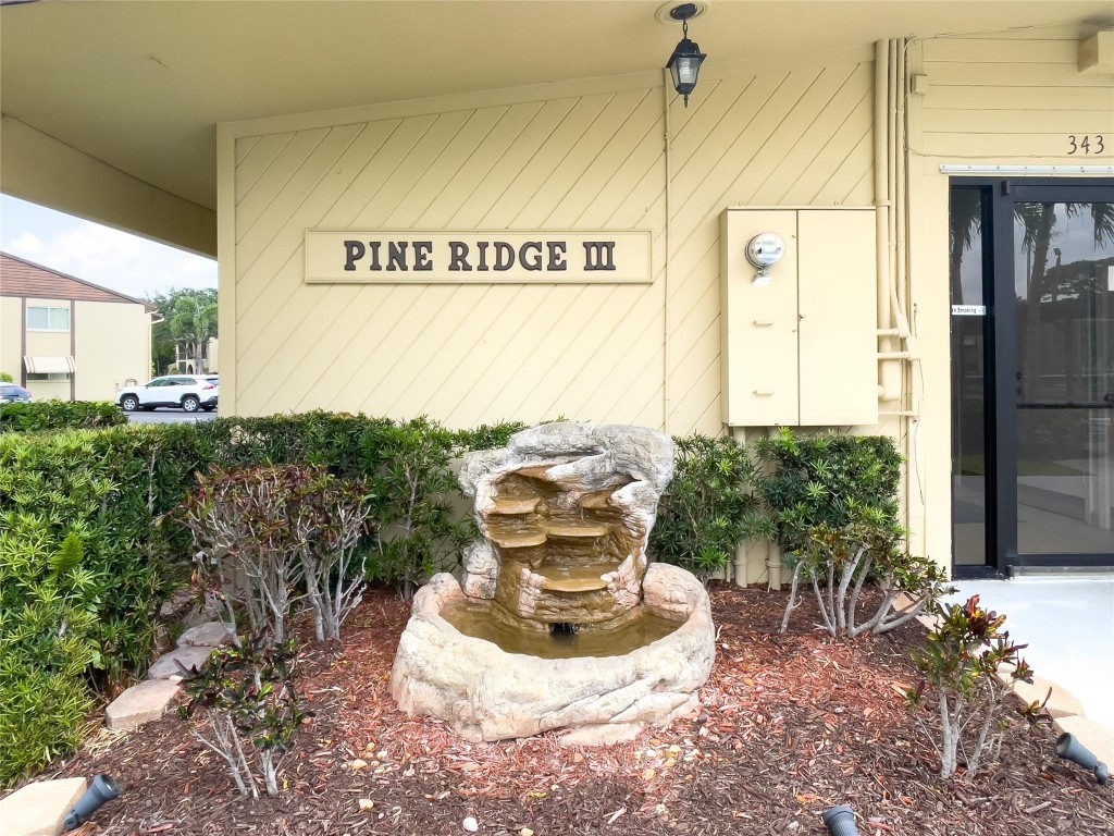 326 Pine Ridge Cir D2