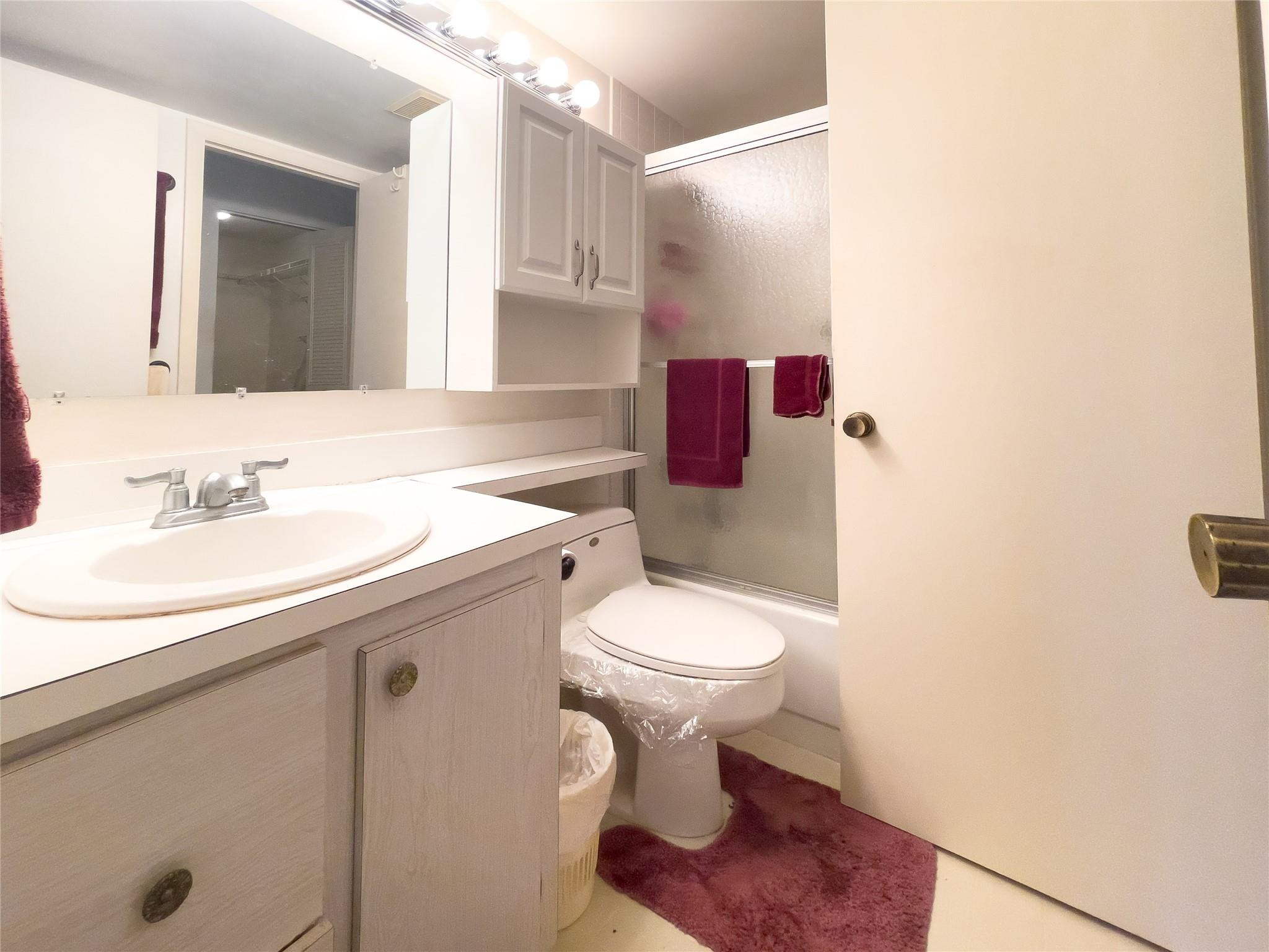 326 Pine Ridge Cir D2