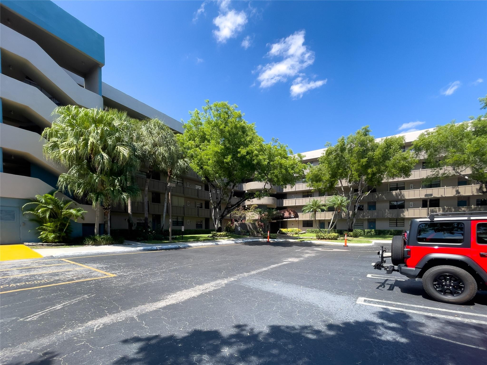 1000 Colony Point Cir 505