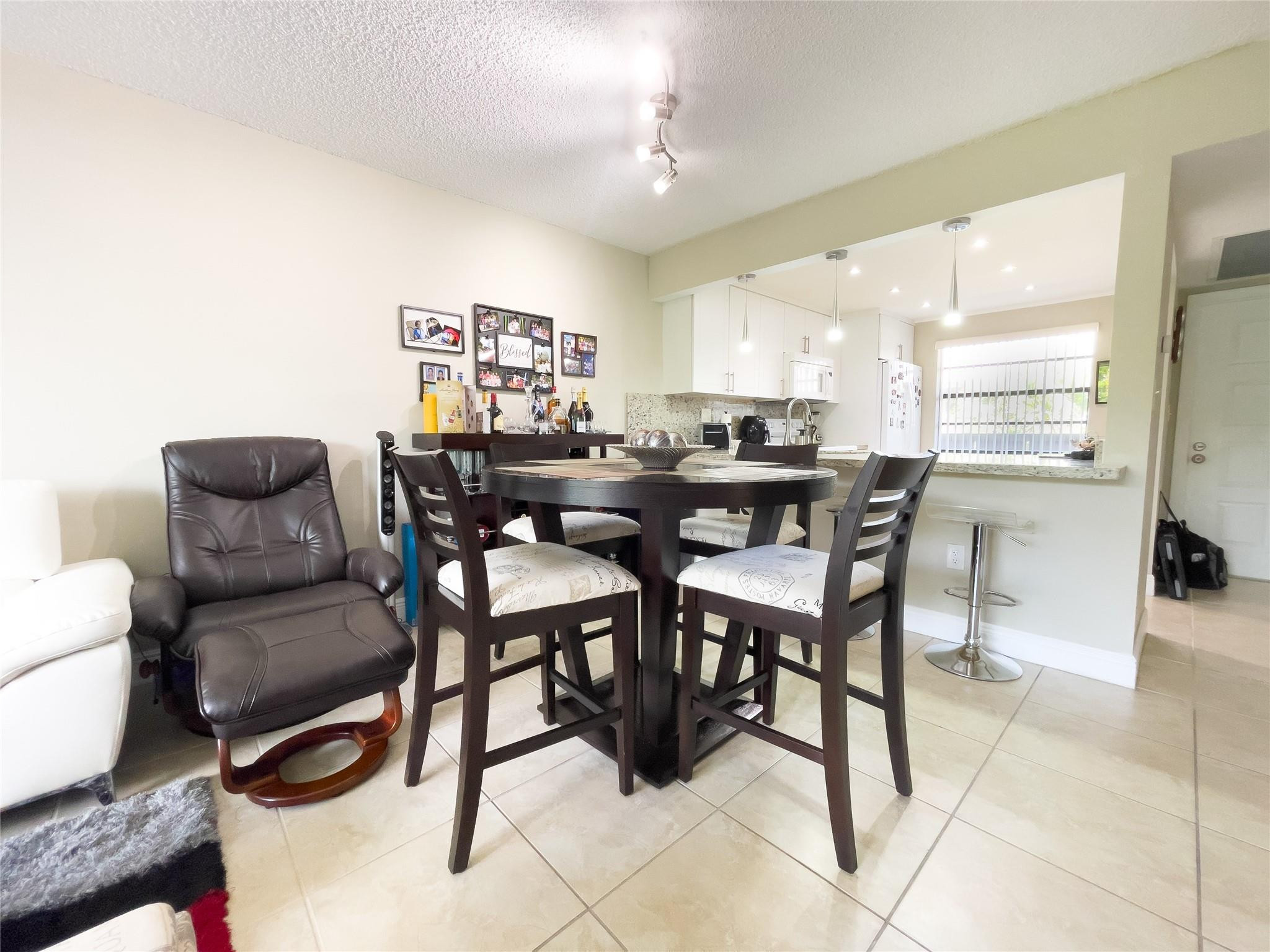 1000 Colony Point Cir 505