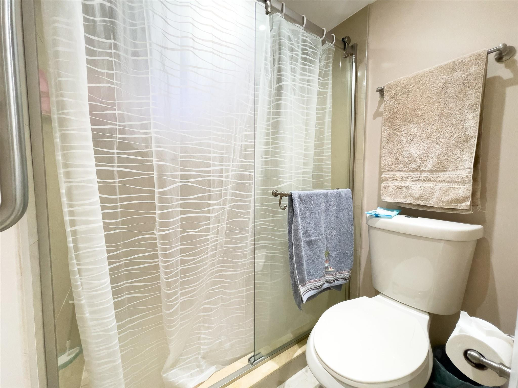 1000 Colony Point Cir 505