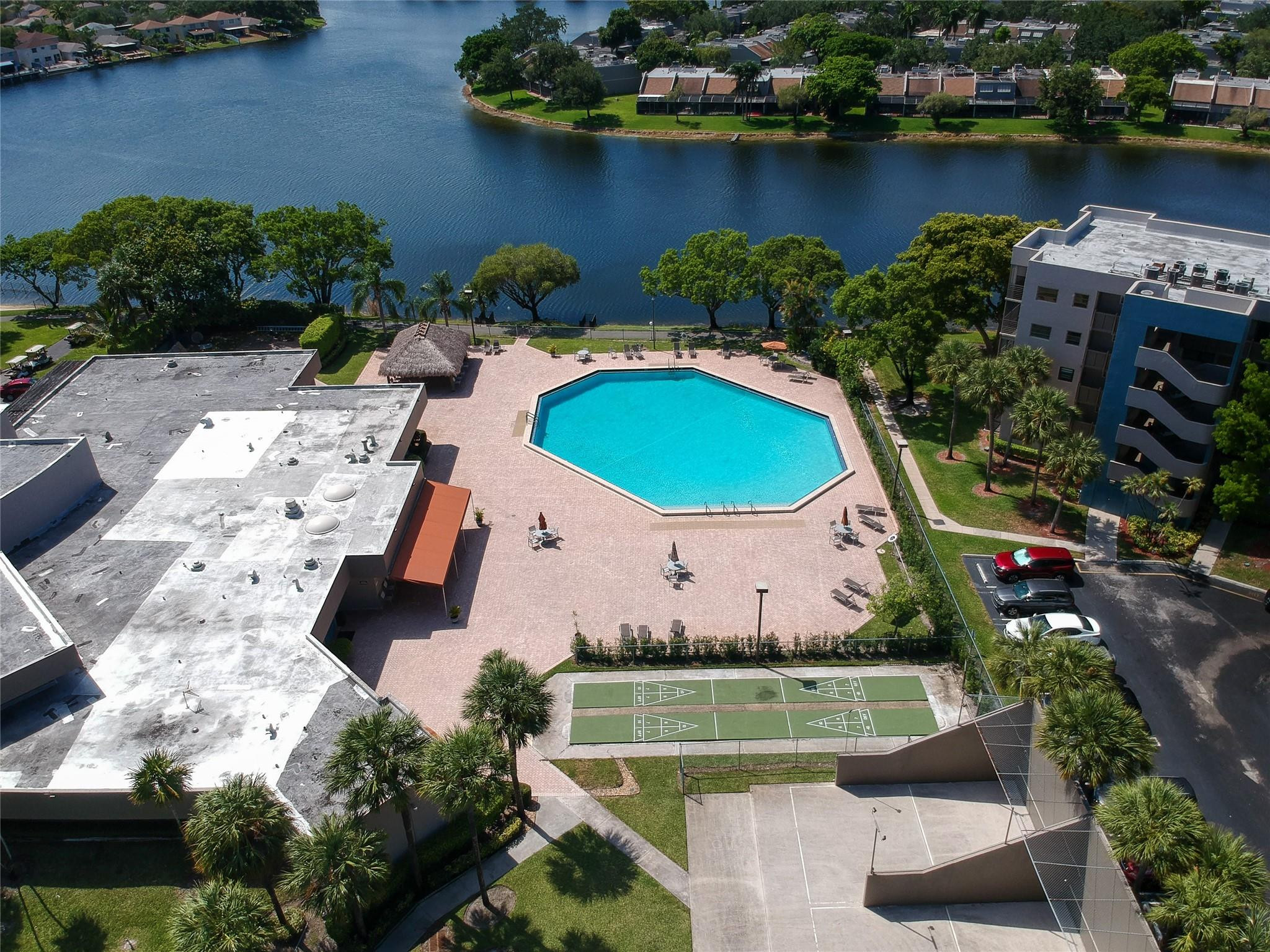 1000 Colony Point Cir 505